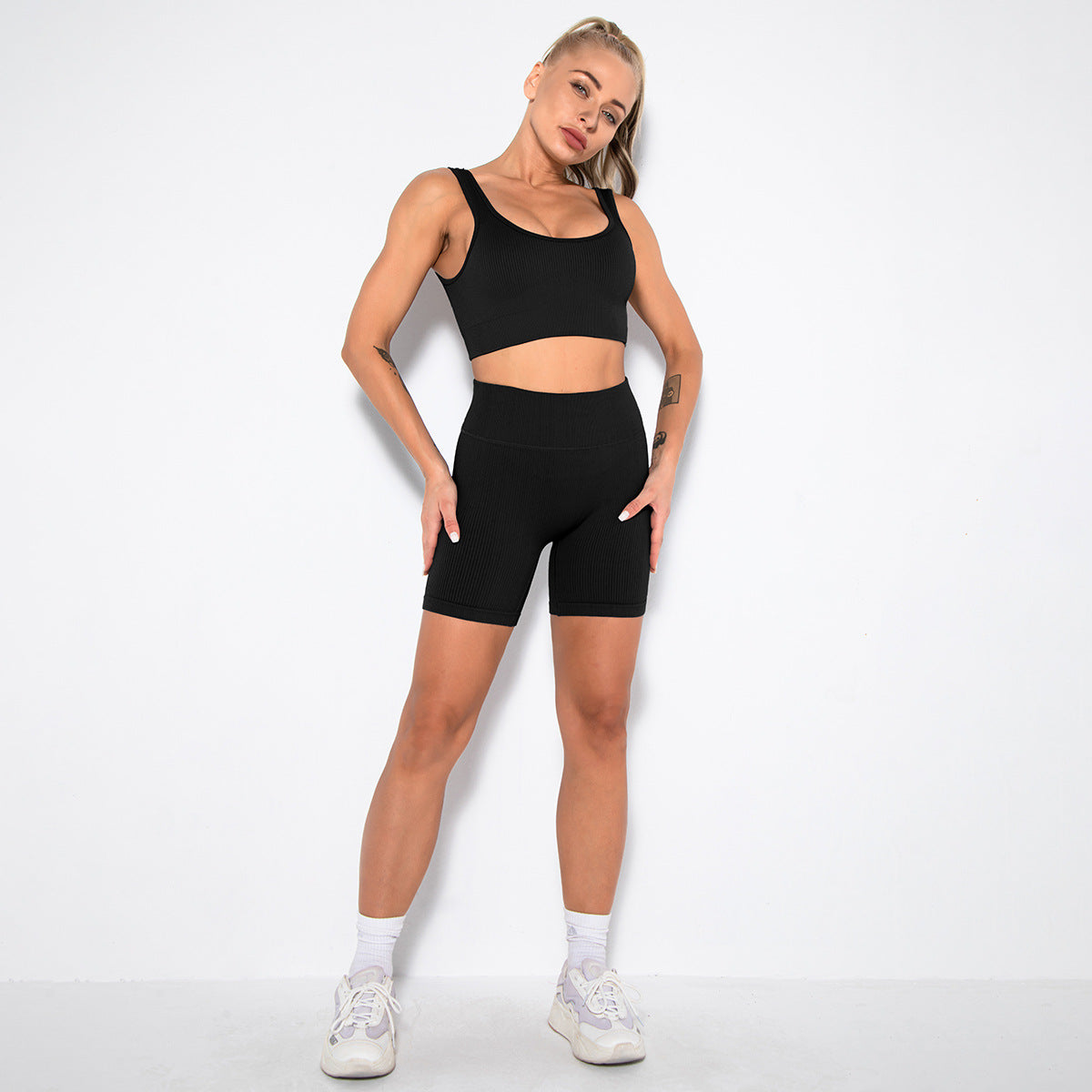 Seamless Knitted Sports Short-Sleeve Shorts Yoga Wear Yoga Set For Women
