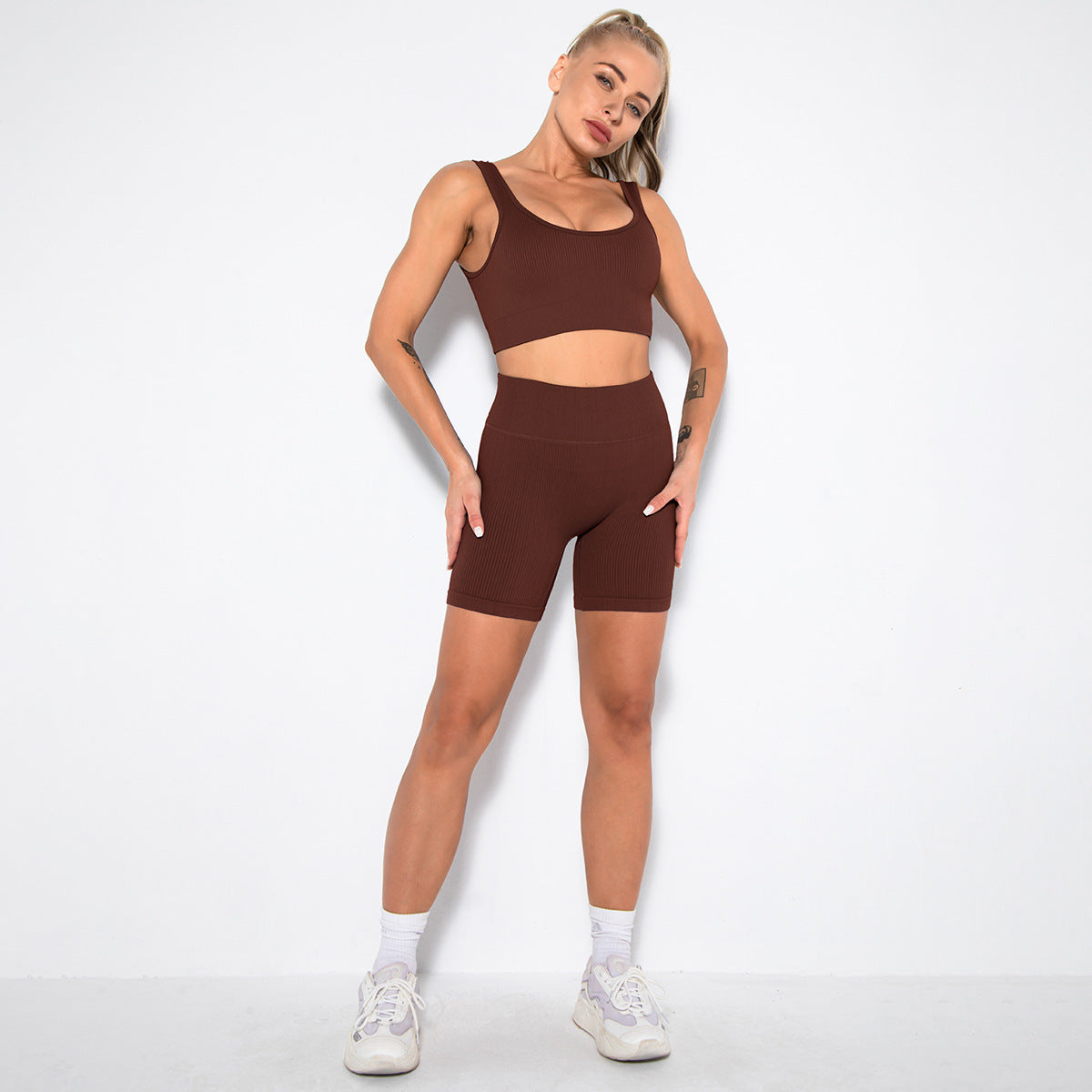 Seamless Knitted Sports Short-Sleeve Shorts Yoga Wear Yoga Set For Women